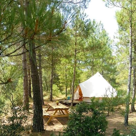 Forest Days Navés Exterior foto