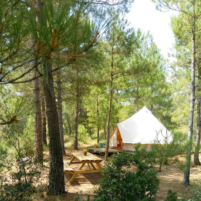 Forest Days Navés Exterior foto